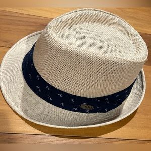 YUMI Fedora hat in a beautiful tan color with anchor band!